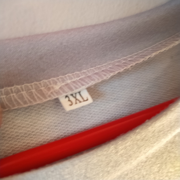 Hurry! Store Close Next Week!! Whale sweatshirt 3xl - Picture 6 of 7